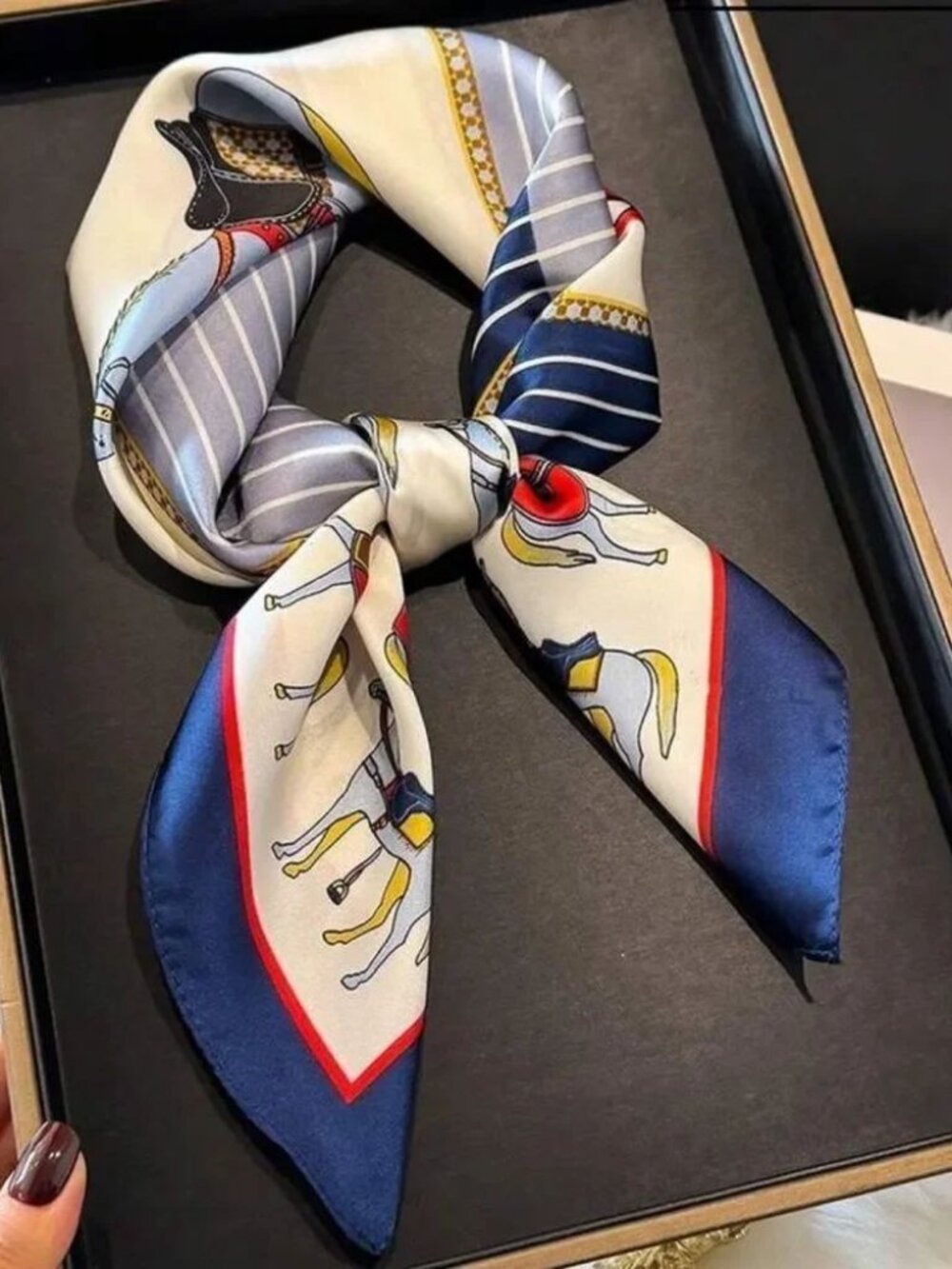 Horse print navyscarf N1353